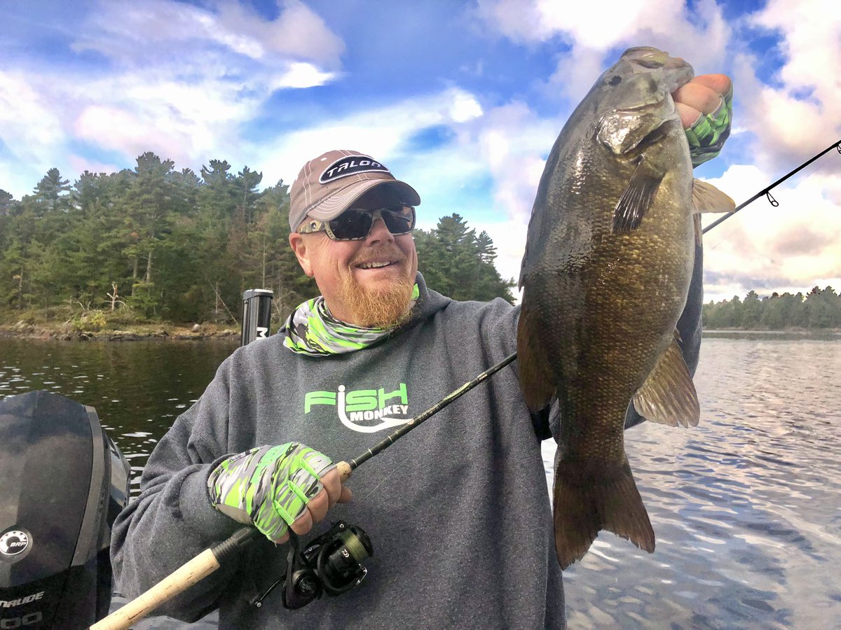 brobull's tweet image. It’s Another #FishMonkey Monday  #catchthemonkey 🎣🙈🧤🧤 #WearYourFishMonkeys, Good Luck Anglers , B🎣🎣