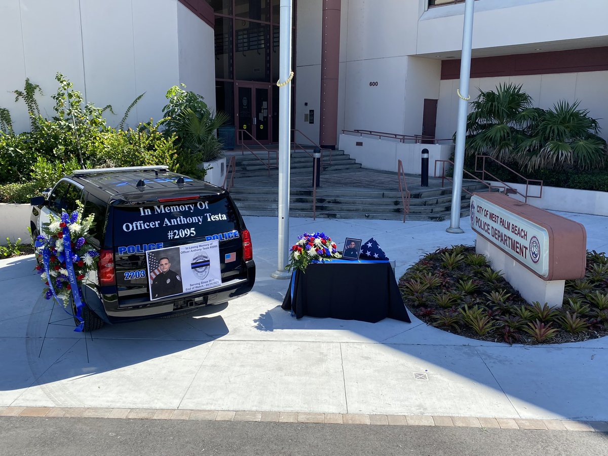 WestPalmPD's tweet photo. In loving memory of Officer Anthony Testa #2095.
Officer Testa was a U.S. Army Veteran and completed several combat tours before beginning his service with #WPBPD in 2017.
Officer Testa routinely used his training as a combat medic to save lives on the streets of #WPB. https://t.co/ksYvmzPoyC