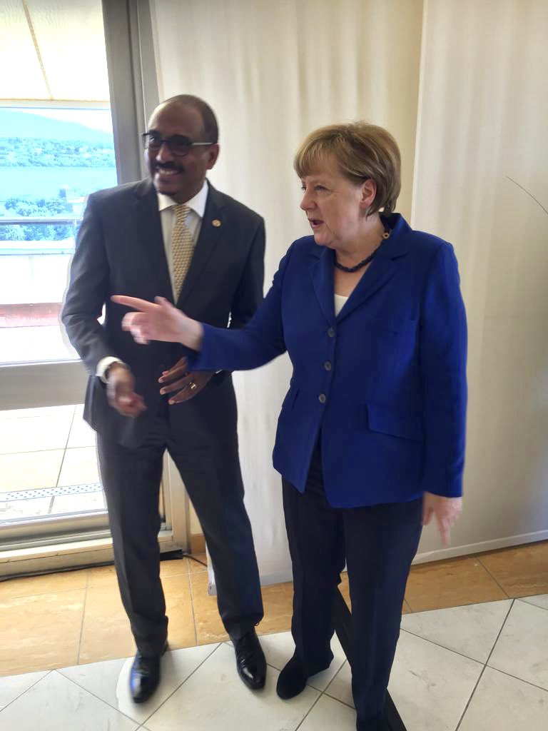 #AngelaMerkel, Thank you for your remarkable leadership to our global community especially on issues related to #globalhealth. Under your Chancellorship, we saw #German leading the way in investing in global health. I look forward to continuing working with you in the future.
