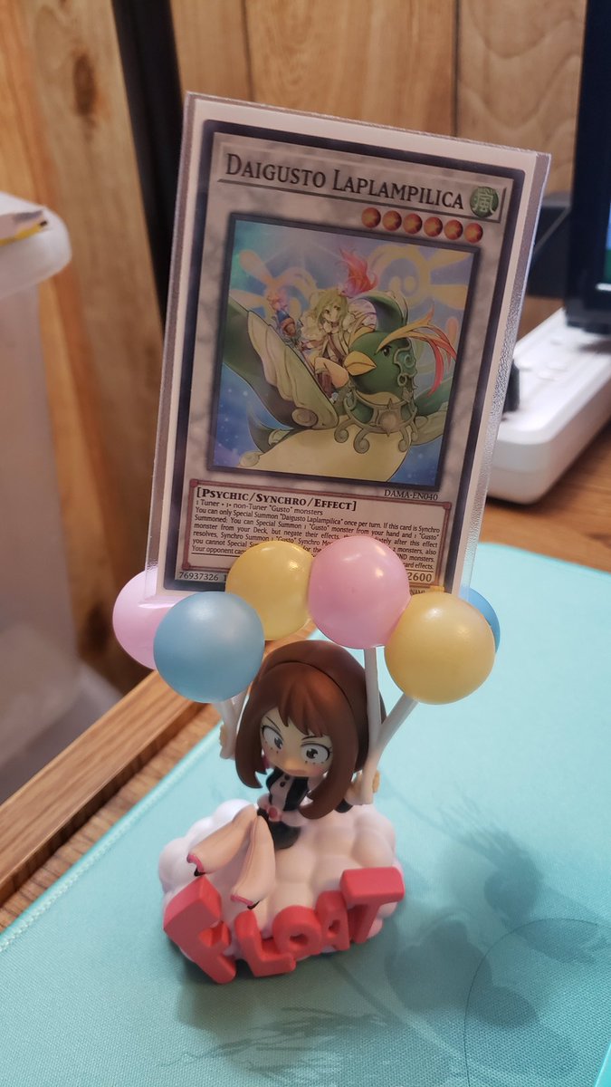 CrispyBanos's tweet photo. Does anyone else know where I can get more card holder figures like this? 
#yugioh #MyHeroAcademia #anime #TradingCards https://t.co/OYS3Cetotc