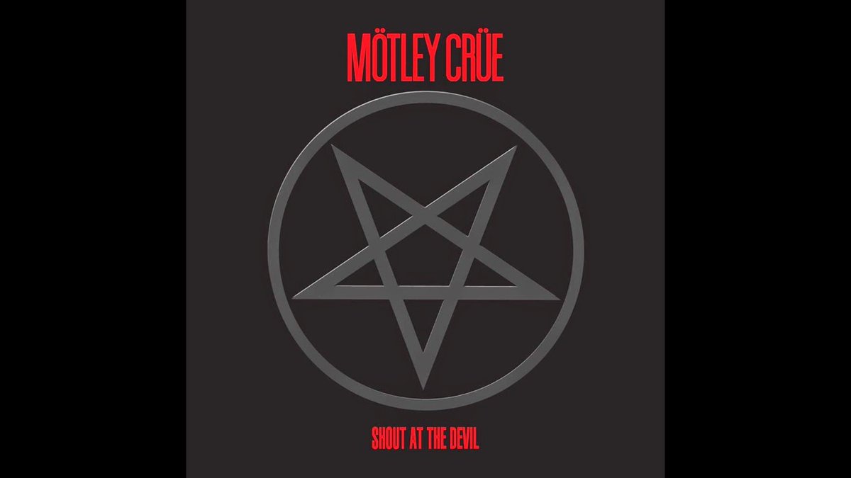 MundoMetal3's tweet photo. Ontem foi dia 26, e em 26 de setembro de 1983, há exatos 38 anos, Mötley Crüe lançava o 2º full lenght,"Shout At The Devil", pelo selo Elektra. O álbum foi produzido por Tom Werman.
#MotleyCrue #2ndAlbum #ShoutAtTheDevil #HardHeavy #Elektra #TomWerman #AlbunsAniversariantes https://t.co/eMmAEOKAfJ