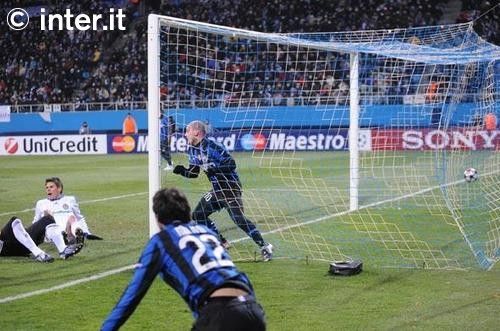 NonConoscoVG's tweet image. BUONANOTTE CAMPIONI D'ITALIA DA KIEV ✅⚫🔵

[Credits: @inter] 
#ChampionsLeague