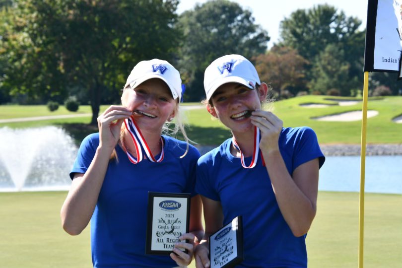 SWHSLadyGolf's tweet image. These 2 fought hard all day to qualify for the @KHSAA State Golf Tournament next week. @ainslee_cruce placed 3rd and @sydneymgolf was our Region 3 individual champion. So proud of these outstanding young ladies ⛳️🏌️‍♀️🏆