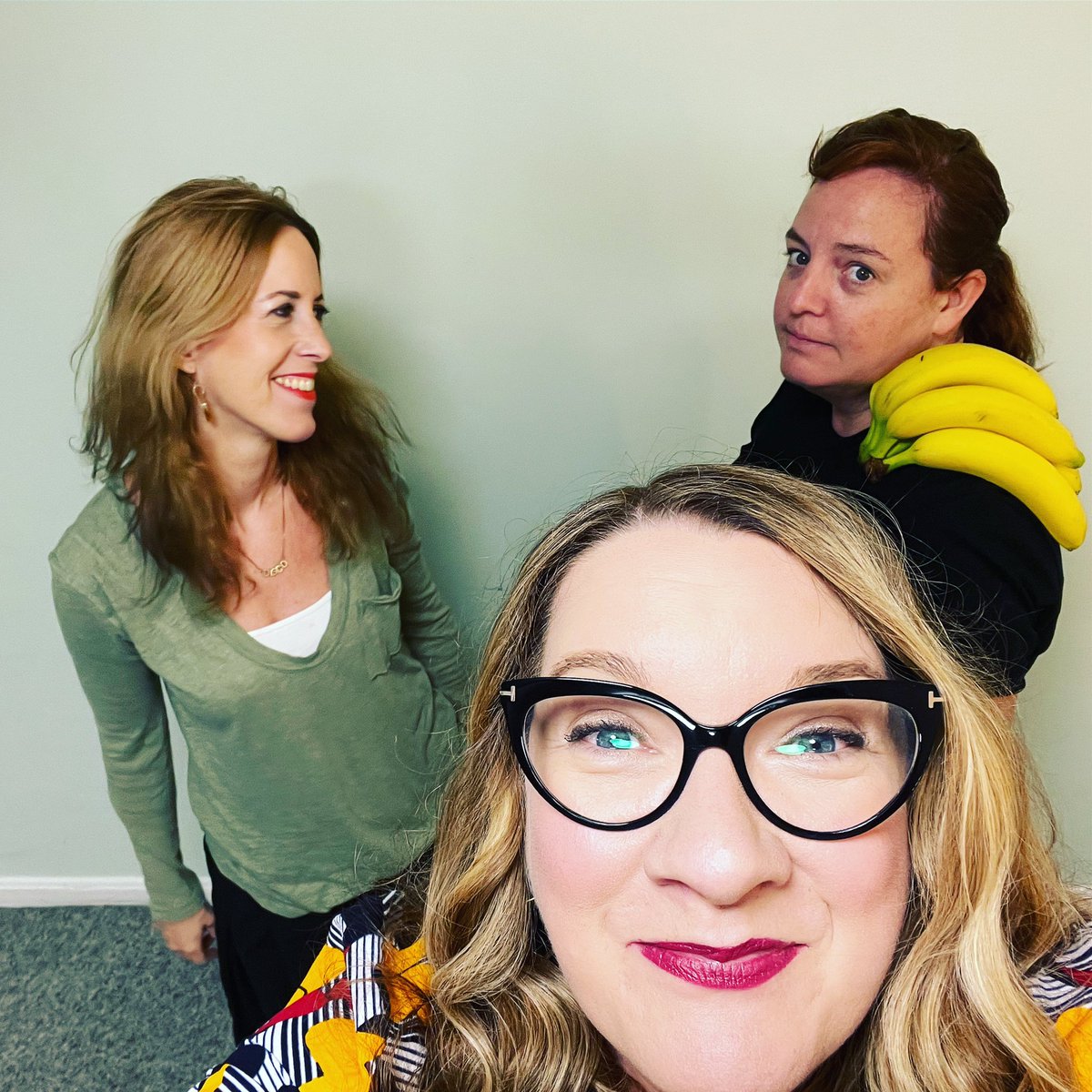 Sarah Millican (@sarahmillican75) on Twitter photo Smashing crowd in Exeter tonight. Thanks for coming if you did. My ace support was <a href="/SallyAnneComedy/">Sally-Anne Hayward</a>. Mugs and Jewellery are available via my website. Thanks for donating to <a href="/samaritans/">Samaritans</a> too. Smashing crowd in Exeter tonight. Thanks for coming if you did. My ace support was <a href="/SallyAnneComedy/">Sally-Anne Hayward</a>. Mugs and Jewellery are available via my website. Thanks for donating to <a href="/samaritans/">Samaritans</a> too.