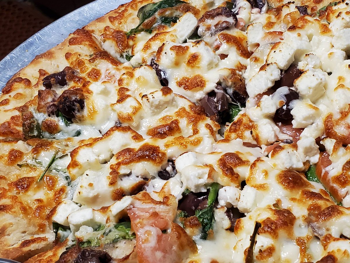 TraderTodds's tweet photo. Half Price Pizza* and Tiki Drinks Monday's at Trader Todd's Karaoke https://t.co/lnVMnn5VAW