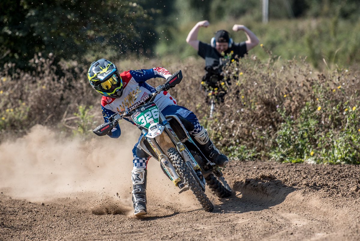 I tried to pay homage to my favourite Mini Warriors segment in our latest YouTube vid. I watched the 
<a href="/MikeAlessi_800/">Mike Alessi</a> <a href="/Jeffalessi801/">Jeff alessi</a> part over and over when I was a kid. #ThatwasthenThisisnow 
<a href="/MalcolmMC5/">Malcolm McCassy V</a> 

youtu.be/hW-Cpds4ck8