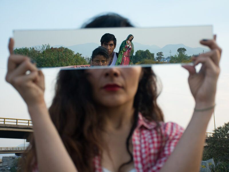 MeowMag's tweet photo. Desde las luchas sociales hasta la visibilización de la periferia, Ari Bustos entrevistó a Sashenka Gutiérrez y a Sonia Madrigal, fotoperiodistas mexicanas que con su trabajo dejan los vestigios visuales de nuestro país💚💥📸 #INSPOWER Conócelas aquí https://t.co/FLRPllEpUO https://t.co/RYImeiQsWu
