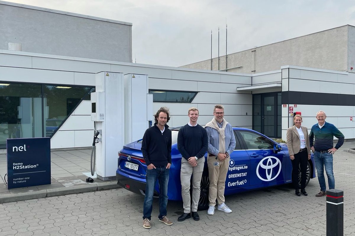 Norsk Hydrogenforum (@hydrogenno) on Twitter photo Norsk Hydrogenforum, <a href="/EverfuelEU/">Everfuel</a> og @GREENSTATas deltar i samarbeider med <a href="/ToyotaNorge/">Toyota Norge</a>, i et 24 timers hydrogenrally i København. "Mirai Team Norway" la inn en stopp hos <a href="/nelhydrogen/">Nel Hydrogen</a> i Herning, der de også fikk tanket bilen. #24h2challenge Norsk Hydrogenforum, <a href="/EverfuelEU/">Everfuel</a> og @GREENSTATas deltar i samarbeider med <a href="/ToyotaNorge/">Toyota Norge</a>, i et 24 timers hydrogenrally i København. "Mirai Team Norway" la inn en stopp hos <a href="/nelhydrogen/">Nel Hydrogen</a> i Herning, der de også fikk tanket bilen. #24h2challenge