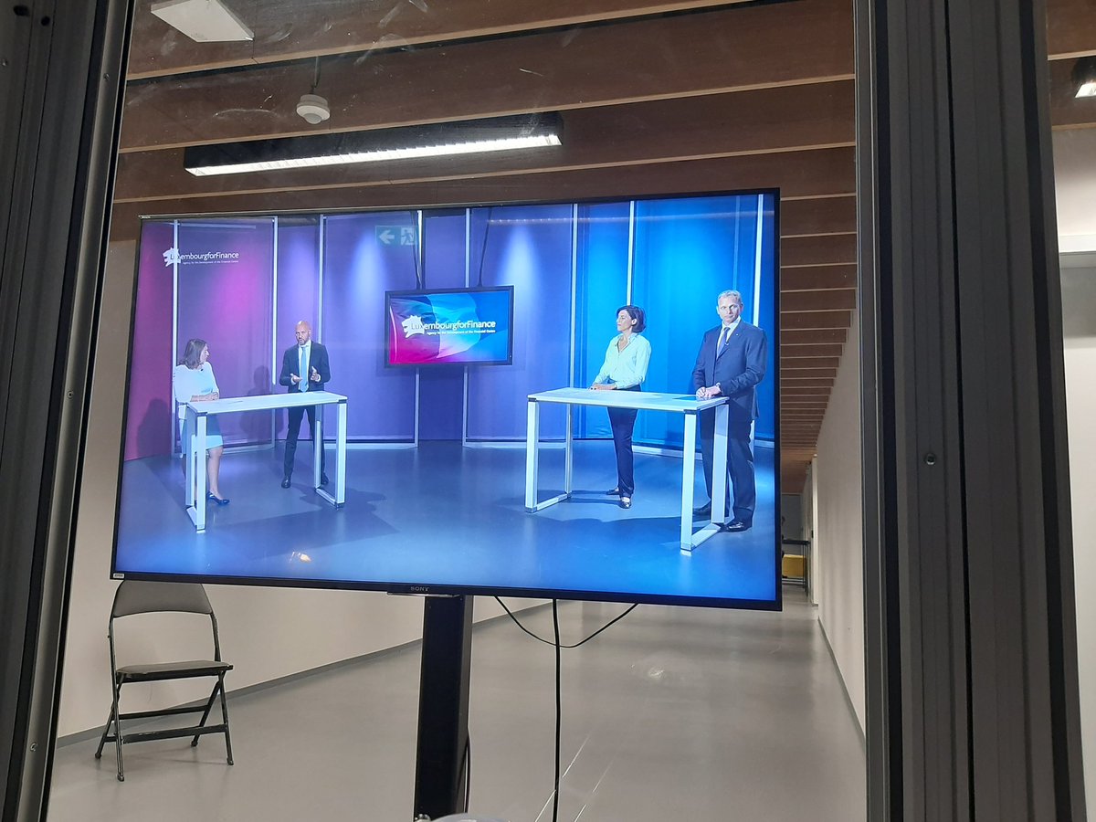 MariaElenaBelli's tweet photo. Simultaneous interpreting English<>Italian for the Luxembourgish television RTL: panels on investment opportunities in Luxembourg for Italian investors introduced by the Minister of Finance https://t.co/B9BosT0opp