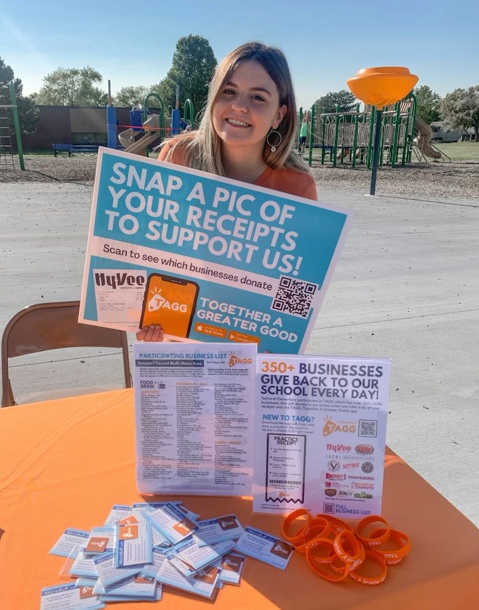 JoinTAGG's tweet photo. Neihardt @goknights77 is spreading the word to families of the easiest way to raise money for their school!😆
⭐️Want a customized flyer for your school or organization? Email marketing@togetheragreatergood.com and we will create you one for FREE!⭐️ https://t.co/YHbtVT7Pi1