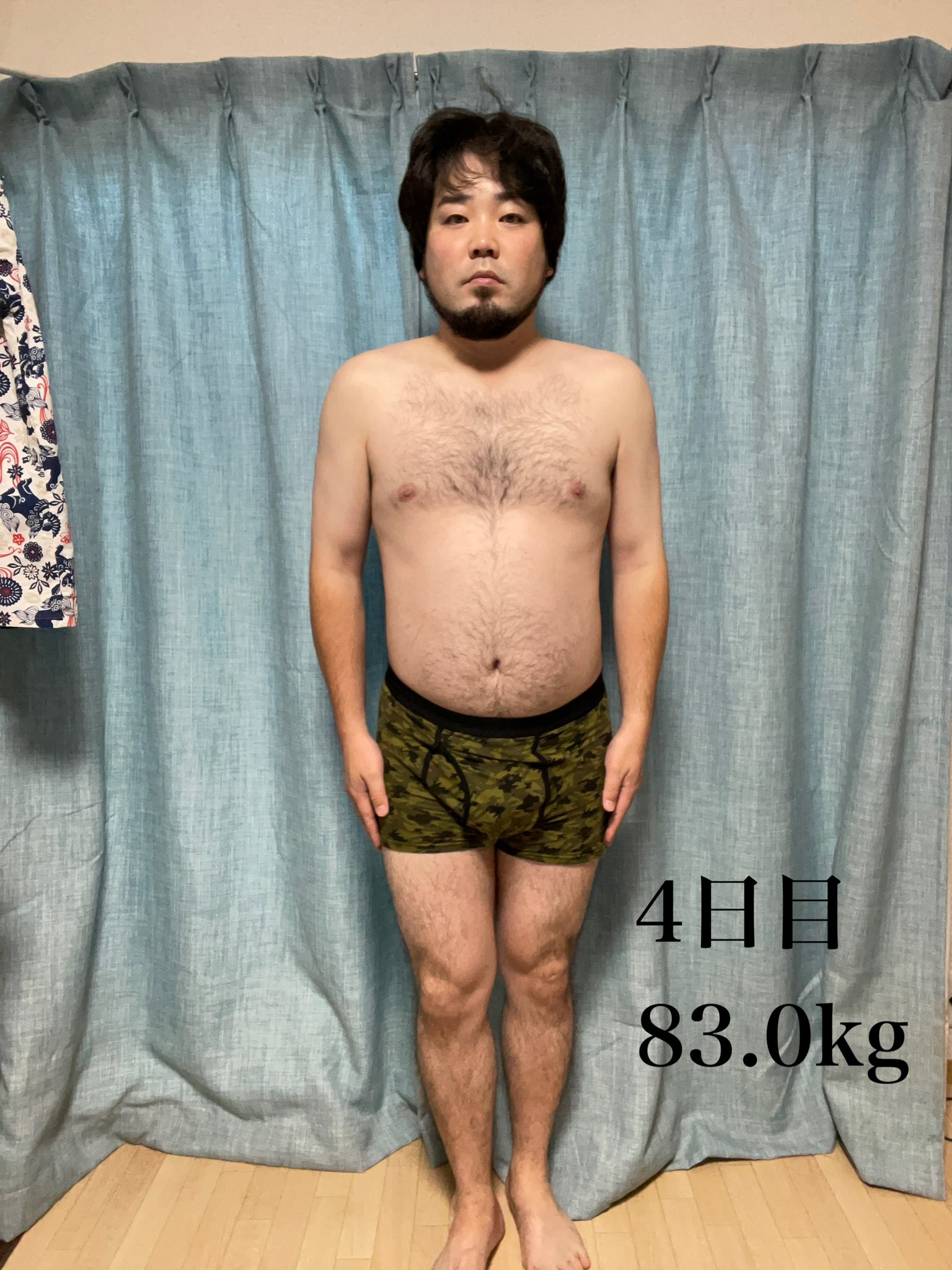 くまあきひろ 相方募集 Sur Twitter 16時間ファスティングダイエット 4日目 体重は確実に減ってる けど見た目全然かわんない 内臓脂肪か 内臓脂肪なのかー 1日0 5kg減ったら10日で5kgってことじゃんヤバペース 特技 取らぬ狸の皮算用 16時間断食 くまあき