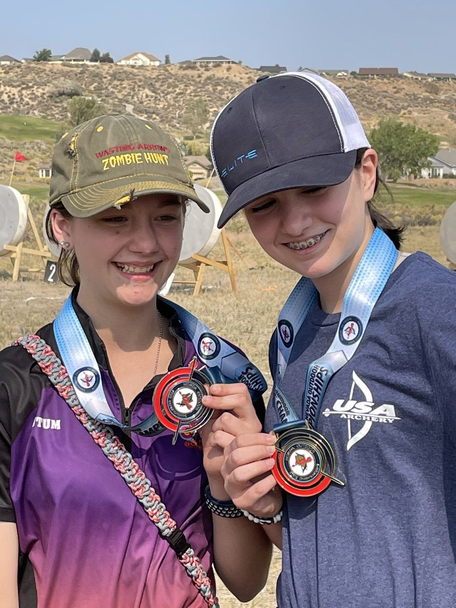 flyingforn's tweet photo. Siena wins the Gold medal!! USA Archery, NV Outdoor State Championships! So proud of you girl!! #impactacesjoad #ImpactArchery #usaarchery #USAArcheyNevada https://t.co/TbzEoDlN0G