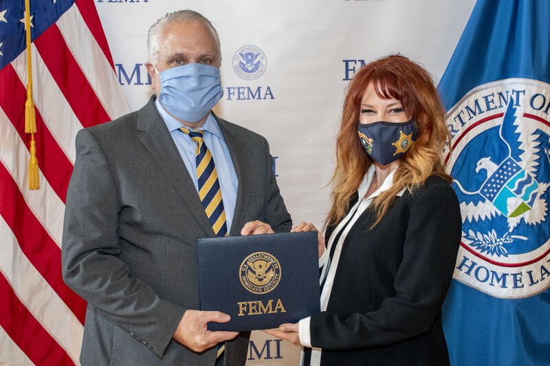 fogy_da's tweet photo. Great work @CountyofDouglas PIO and @LasVegasFD PIO on completing Master Public Information Officer at @FEMA_EMI Great work increasing Nevada’s resilience. https://t.co/eCfKgF9RhU