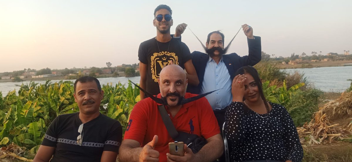 انا والفنان ابراهيم عشماوي و الفنان حسن الهلالي شنبو حبايب قلبي