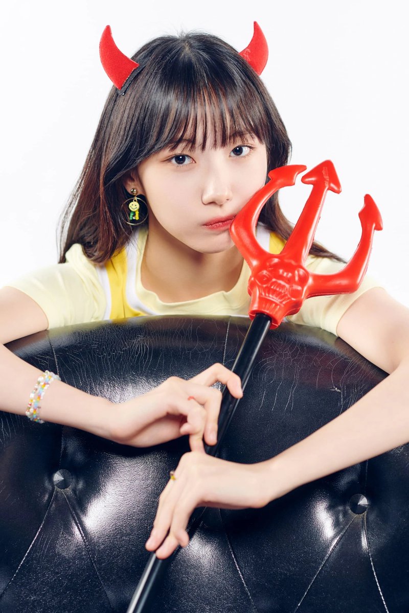 [📢]
Hi everyone! This is a new global fanbase dedicated to Seo Youngeun. We will be the central hub of everything! Voting, translations, donations and more? We got you! Please support by following and rt-ing &amp; let's all work hard to support Seo Youngeun on her journey to debut!