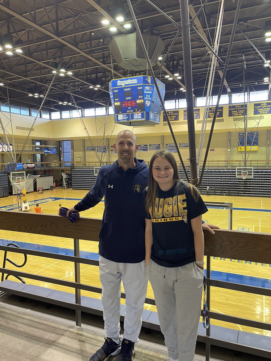 After an epic visit, I’m extremely honored to announce that I’ve verbally committed to Augustana College to play basketball! Can’t wait for the next chapter #GOVIKINGS  

@AugustanaWBBall
<a href="/Augustana_IL/">Augustana College</a>
<a href="/CoachB_32/">Mark Beinborn</a> 
<a href="/EricRowell21/">Eric Rowell</a> 
<a href="/eygbball/">Jordan Long</a> 
@CoTitans_WBC 
#JordanHarris
#CoachCerv
