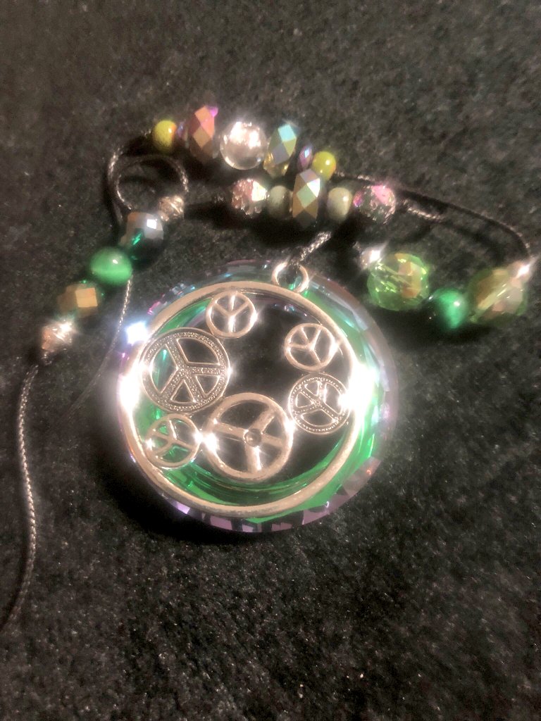 AmeriCannaBlunt's tweet photo. Some folks are sensitive enough to appreciate wearable Stone Art therapy.
You can get your hands on 
#StoneTherapy via @ImagineThis704

Can you guess which one I chose? https://t.co/i5uroKzVPa