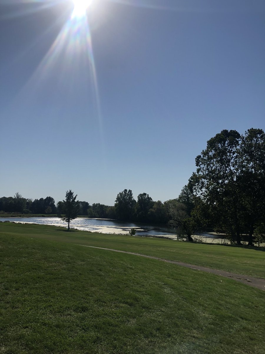 Beautiful day for some AMAZING golf! Southeast Division 2 Sectional Champions ⛳️🏆 <a href="/MegSaffell17/">Meg Saffell</a> 83, Morgan Cornwell 84, <a href="/ShaunaWhite6/">Shauna White</a> 85 &amp; <a href="/morganwamer/">Morgan Wamer</a> 88! Team score of 340. Southeast Division 2 District tournament is on Tuesday, October 5th @ Pickaway CC. Wish them luck! #shs