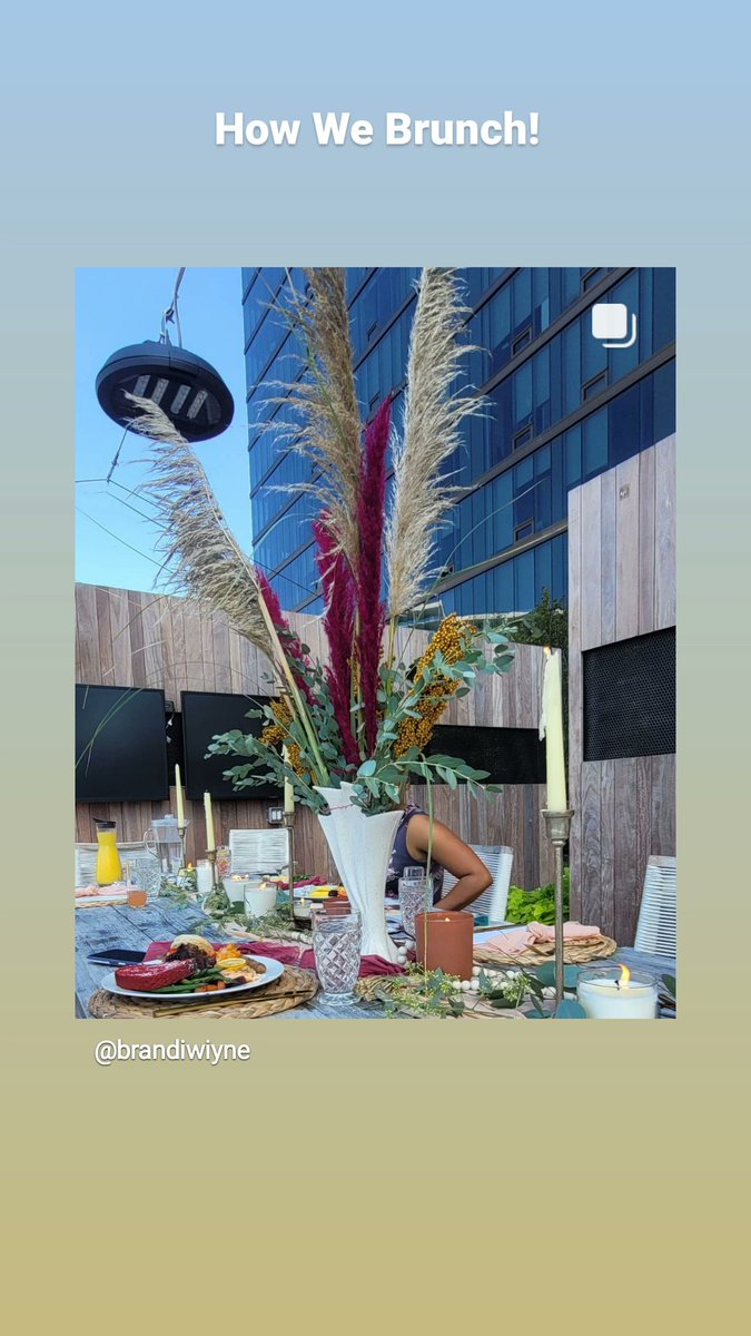 TasteofPerfect1's tweet photo. We love creating memories! #brunch #ladies #cheftothestars #travelingchef #rooftop #chef #NashvilleTN https://t.co/WAVu8DajV0