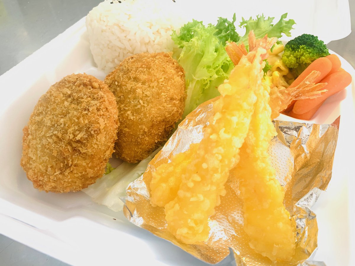 bento_ya's tweet photo. We only use high quality ingredients, and you will be able to tell, once you try our bento , like this tasty Menchikatsu and Shrimp Tempura

📍Bento-ya
Sushi and Japanese Gourmet
Open 11:00am - 9:00pm
(Closed on Sunday)
#BishamonGroup #Daikokuya
#Menchi #Arcadia #Bento
#Togo #LA https://t.co/4K1ZESuTLh