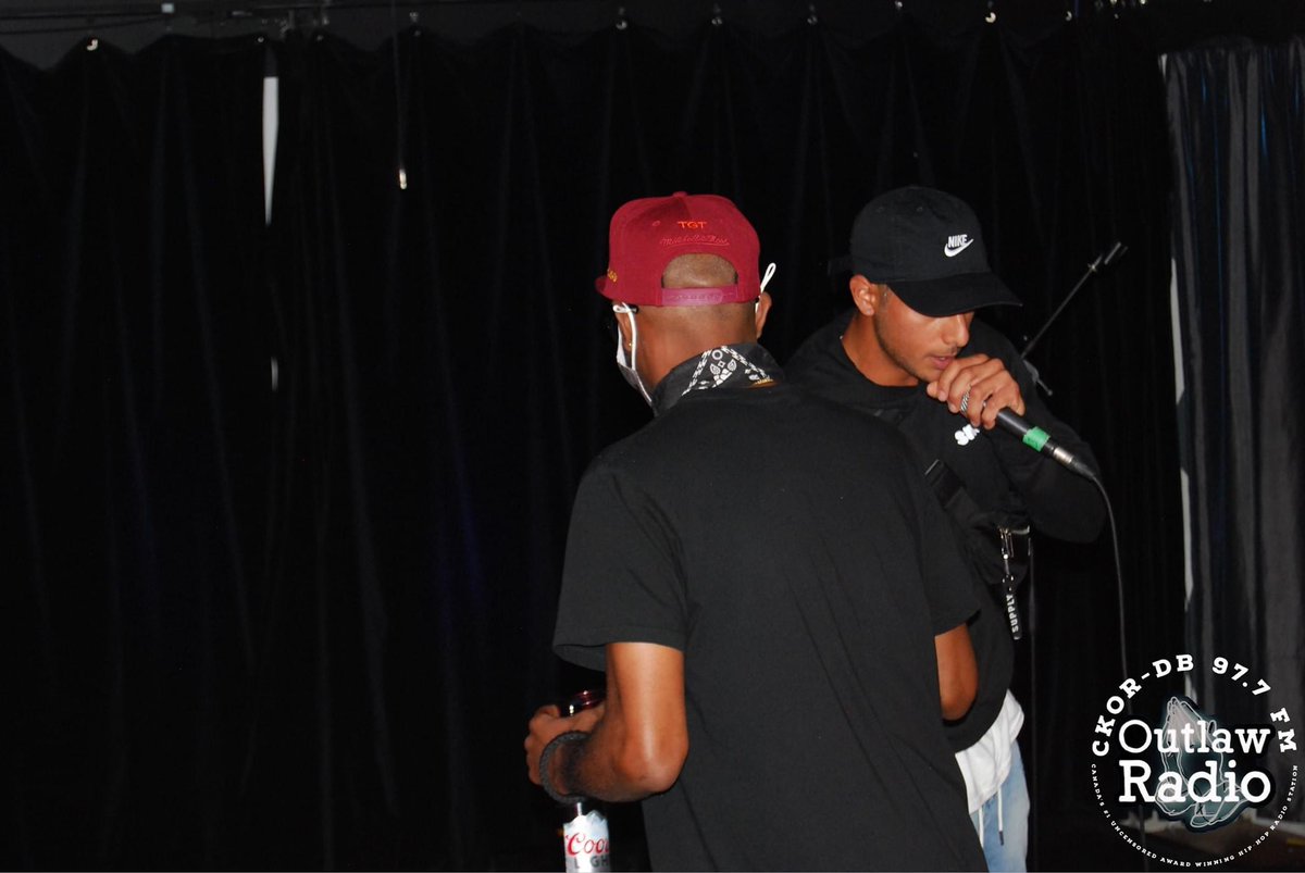 Adrixnmusic's tweet photo. YYZ-YOW 
LIVE ON ELGIN https://t.co/IXM7sjXVdx