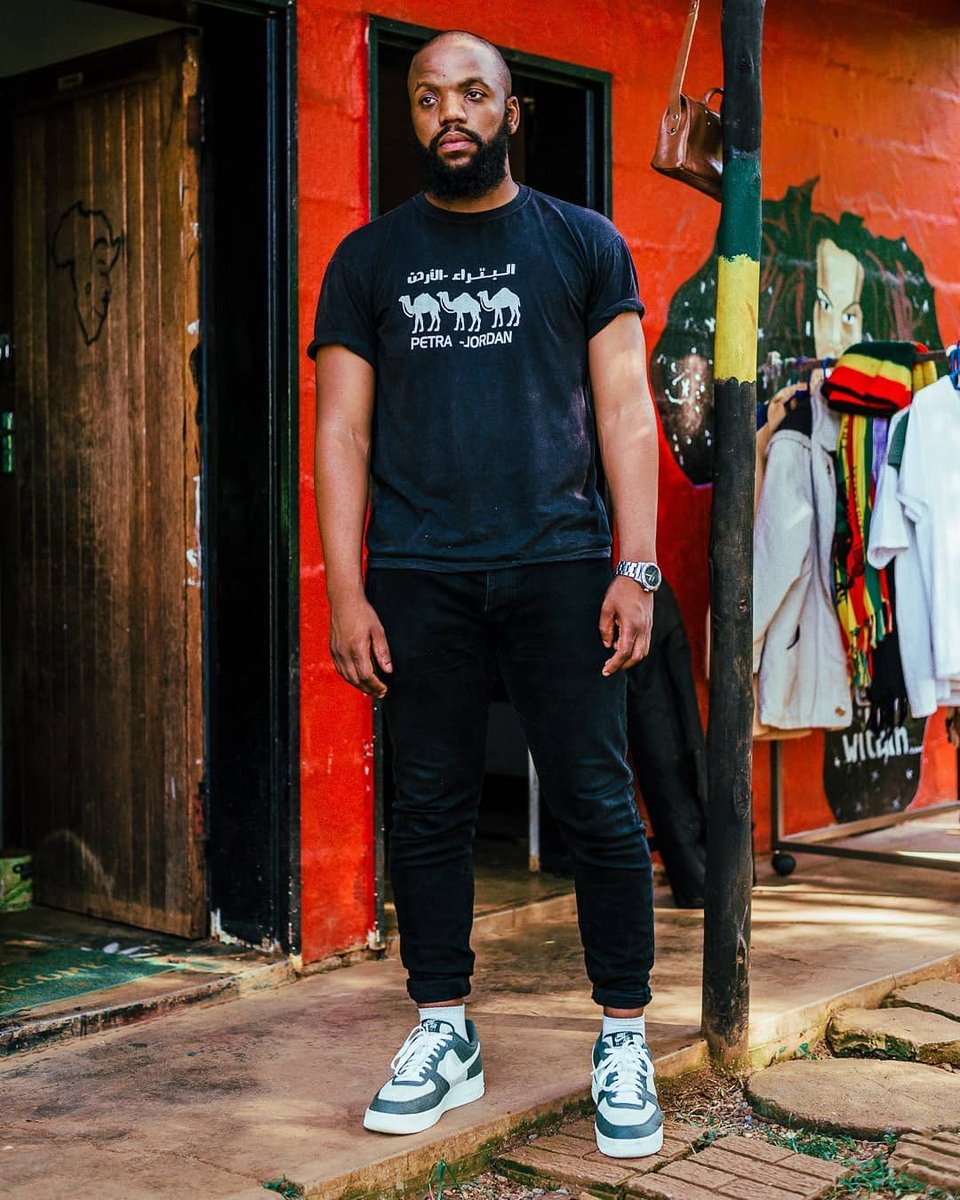 AcoustiqA's tweet photo. Happy birthday to our guitarist the beard guy @Slouw_Assassin we hope you had a lekker one brother🎉✨🔥🎈🥃 https://t.co/CoCDn2L7hL