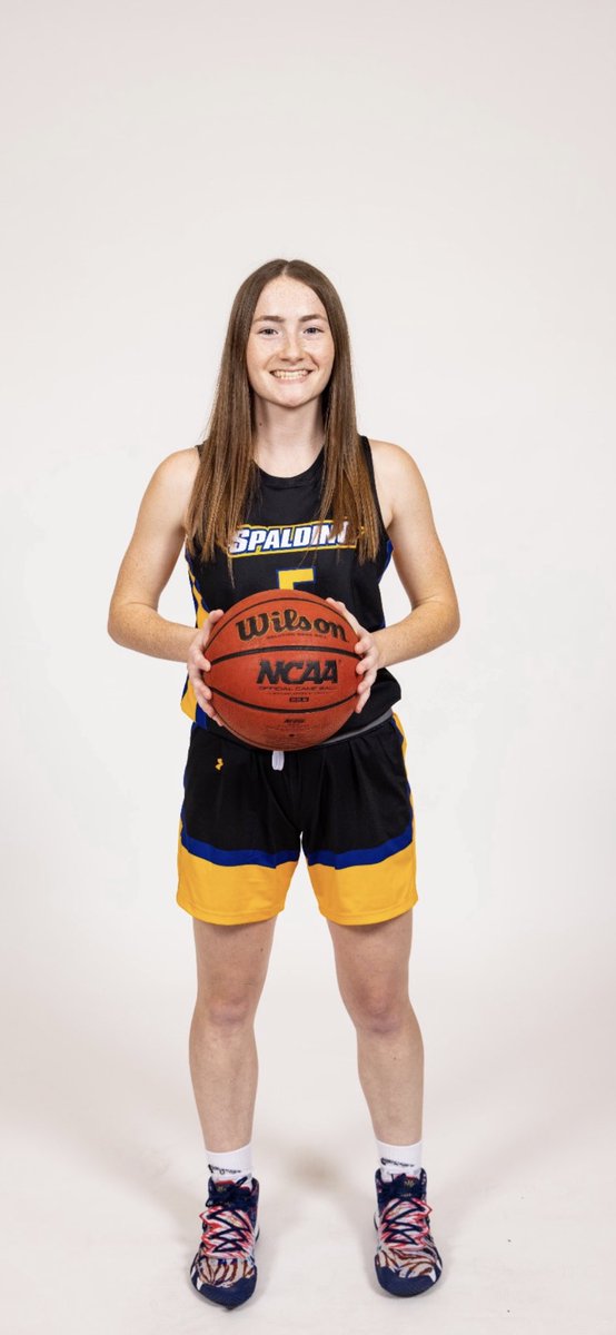 BrianRidener's tweet photo. Is Basketball season here yet? Almost!! @MaelynRidener https://t.co/kMDtOEbBJD