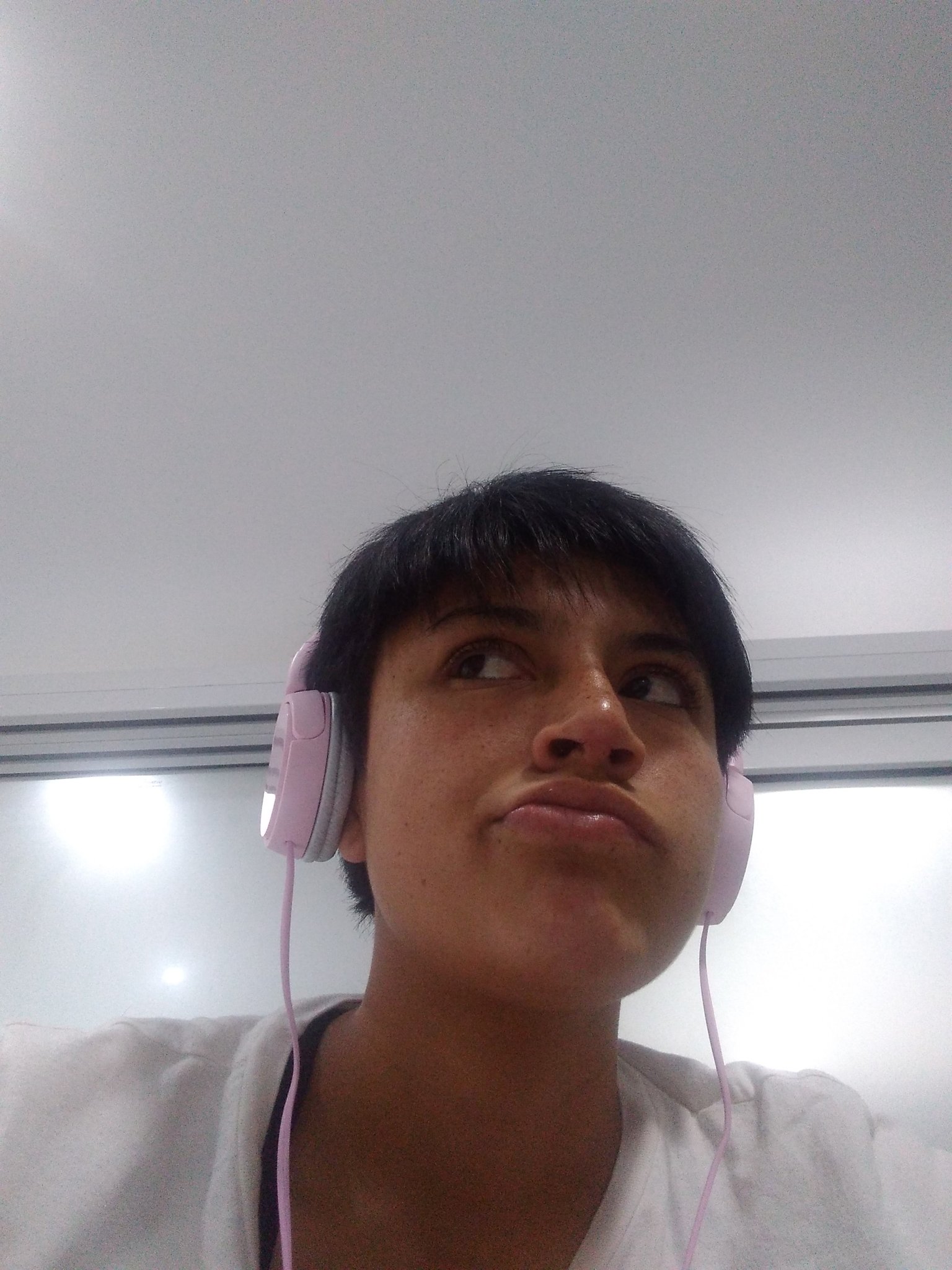 Aquí ando esperando que me hospitalicen https://t.co/6sJ2LvLE1u