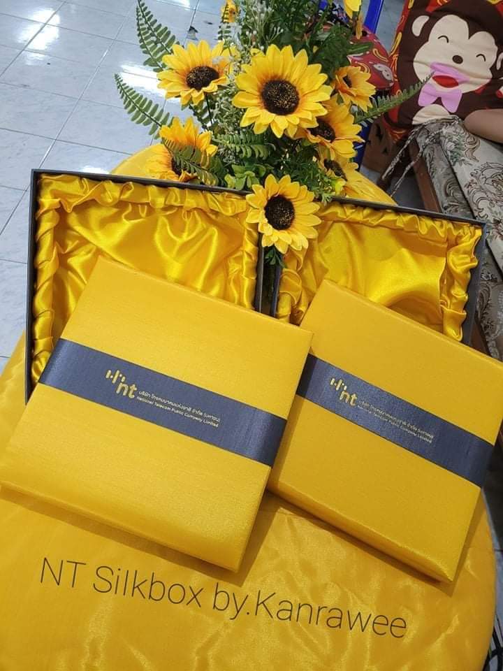 PSilkbox's tweet photo. #กล่องผ้าไหม​ #ของชำร่วย​ #ของที่ระลึก​ #กล่องงานสำคัญต่างๆ​ #แทนคำขอบคุณ #งานครบรอบบริษัท #งานฉลองเลื่อนตำแหน่ง #สร้างเรื่องราวประทับใจ #วันเกิด #งานแต่งงาน #มิบใก้คนรัก #ของขวัญ #วันครบรอยแต่งงาน #ของเซอไพส์ #งานขึ้นบ้านใหม่ #สนใจสอบถาม #COVID19 #ไม่มีขั้นต่ำในการสั่ง1ใบก็ขาย https://t.co/JzZpx2N9En