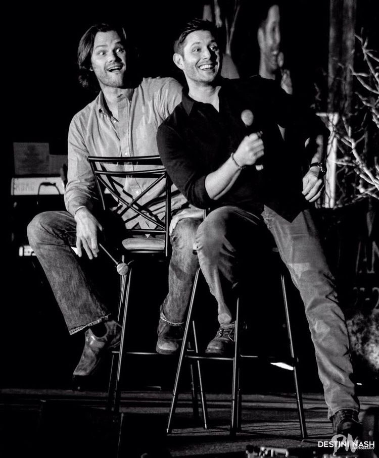 j2archive's tweet photo. — jared padalecki &amp; jensen ackles https://t.co/MCUpiqB4Sl