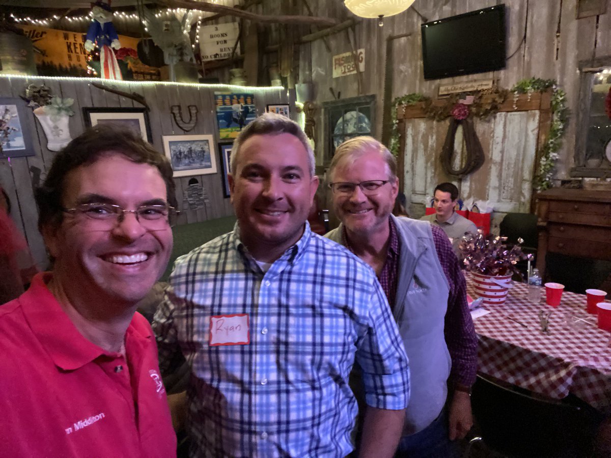 KyCourtClerk's tweet photo. Great evening in Kenton Co with some real statewide leaders! Thanks for coming up! @damon_thayer @RyanQuarlesKY https://t.co/41tjgNQxGV