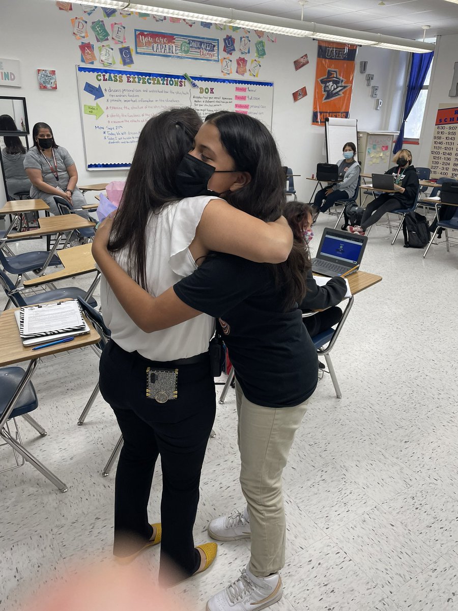 FORtheValley_DM's tweet photo. We are going to miss you @cgarcia_its! You made an incredible impact at our school in your time here @RiversideMS1971. We are cheering you on as you take your business venture to another level. You always be…#FORtheValley🧡 https://t.co/to5Jg3OdZR