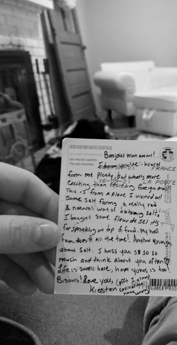 noahryancomedy's tweet photo. Postcards are a lost form of communication! It’s a beautiful way to remind someone you are thinking of them even in an age where instant communication is so possible #postcards https://t.co/ncskXhePa6