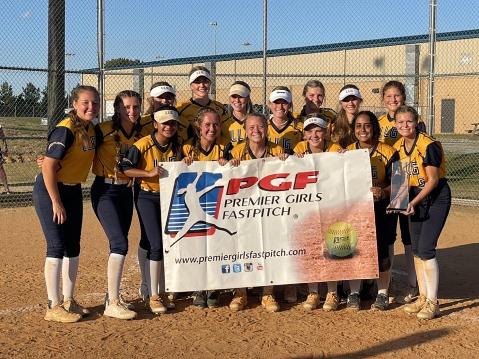 So proud of these girls!  My team and I went undefeated, 6-0, this weekend at the PGF NC State Championship to win the 16U division!  I can't wait for the rest of the fall season!#getstruck⚡️@LLG_Pedy @kjhyatt6