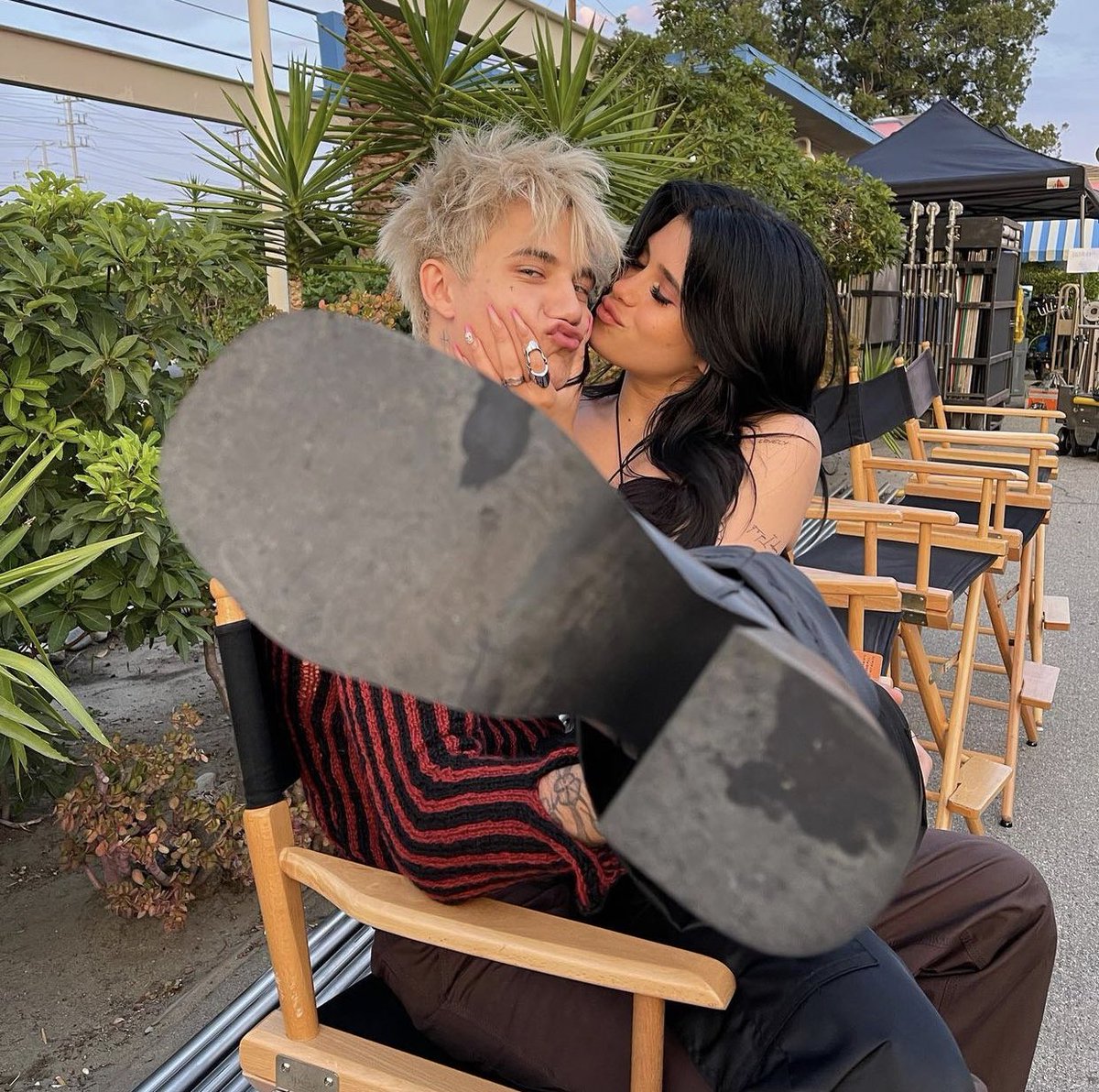 all i want is a billion kisses from u pls n thx