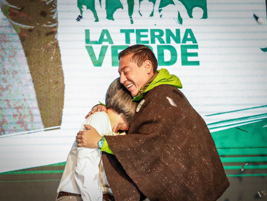 CarlosAmayaR's tweet photo. Luego de recorrer Colombia con #LaTernaVerde y de un gran ejercicio democrático, hoy tengo el honor de ser elegido como precandidato único de esta alianza. Quiero aceptar este reto, que no es más que seguir en la lucha por un país más justo para las nuevas generaciones. ¡Gracias! https://t.co/3QCjxi7vmK