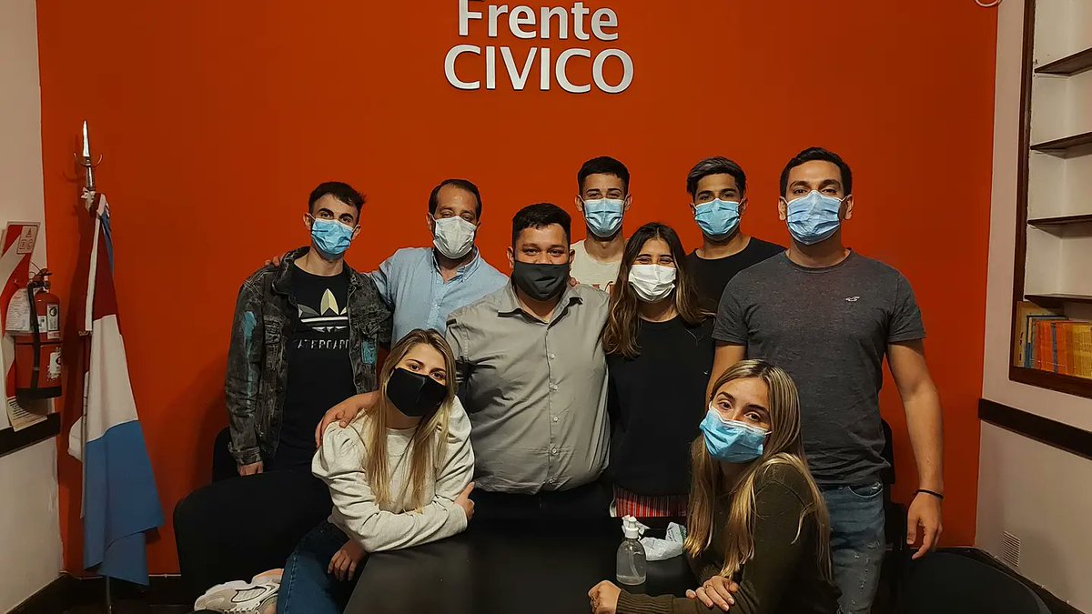 JuventudFcCba's tweet photo. REUNIONES DE TRABAJO DE LA JUVENTUD
Por un lado se reunieron todos los compañeros de la Seccional 14 para delimitar el trabajo a llevar a cabo en el territorio y por el otro, se reunió la Mesa de Trabajo para definir todas las actividades a realizar. https://t.co/uxm8fkg4iy