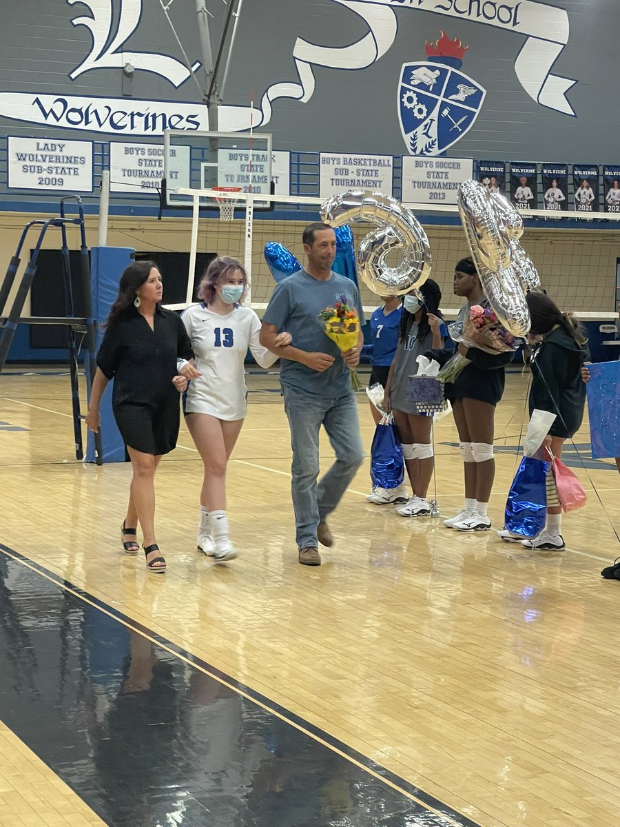 VolleyLHS's tweet photo. We had a great senior night tonight! Thanks to all the faculty who came to support and all the parents.🏐💙🤍 https://t.co/pNBvXCyRcA