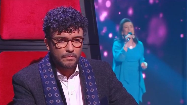 lenguaplay's tweet photo. Cepeda preguntándose cómo la dejaron pasar el primer filtro #LaVozSenior https://t.co/ar3pSO5nRa