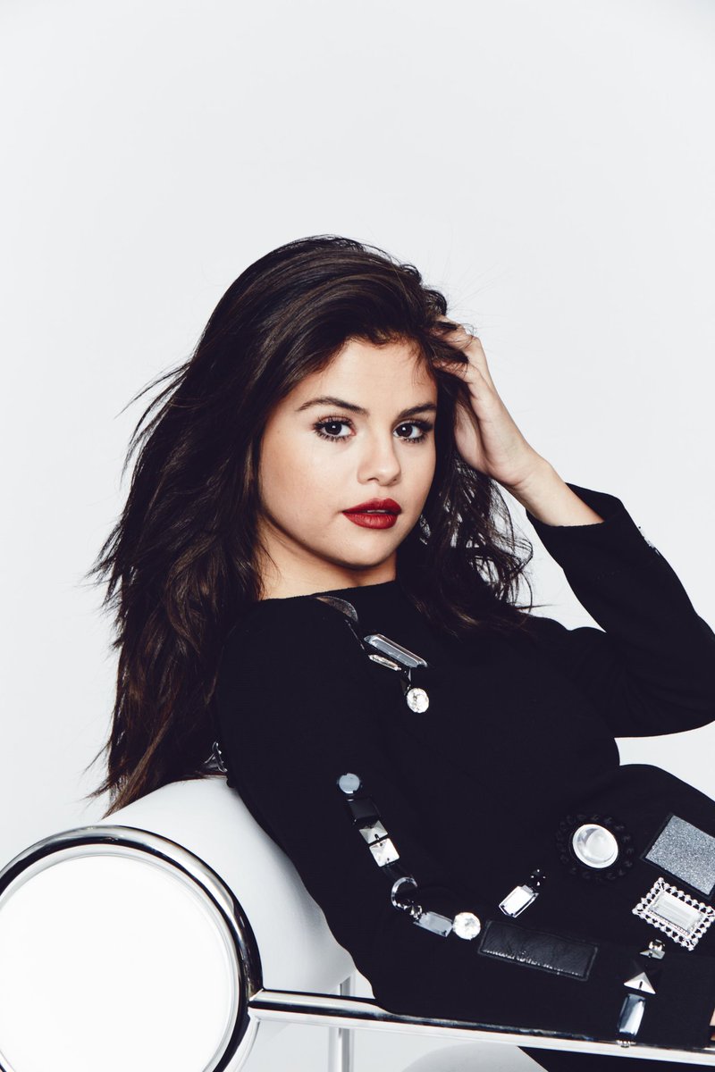 Selena Gomez Analytics | Fan Account tweet media