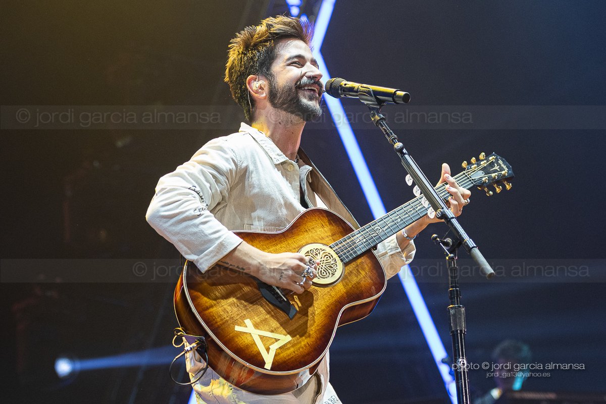 JordiGarciaA's tweet photo. Concierto de @CamiloMusica en el @PalauSantJordi de #Barcelona 27-9-2021. Organizado por @planetevents @LiveNationES #planetevents #livenation
 
+fotos en instagram @jordigarciaphotography

#camilo @SonyMusicSpain #SoldOut #mismanostour #tour #gira #music 

📷 : @JordiGarciaA https://t.co/wm5SCfe8rY