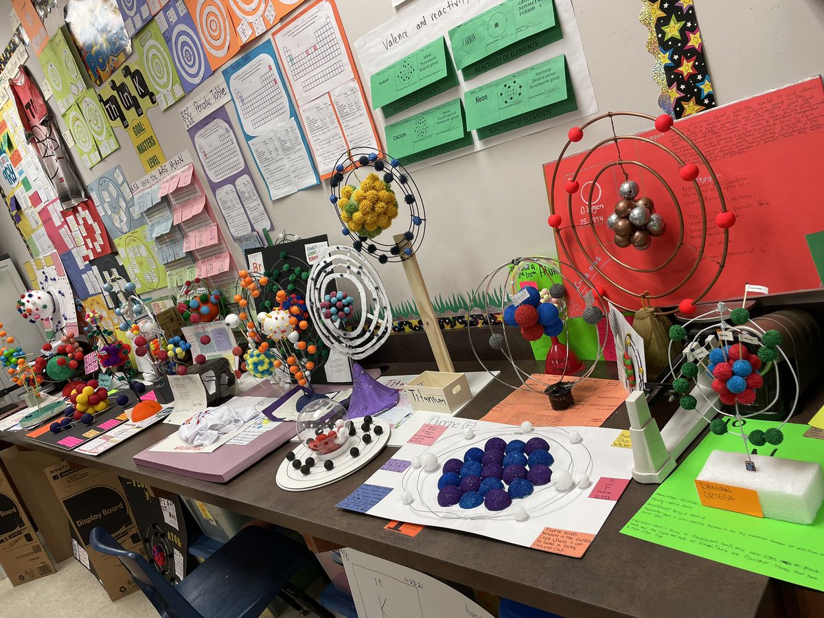 ❤️ variation and flexibility in classrooms <a href="/Fonville_MS/">Fonville Middle School</a> when scholars can create 3D models, puzzles, picture books &amp; more #AtomStructure #SkillBasedChoice