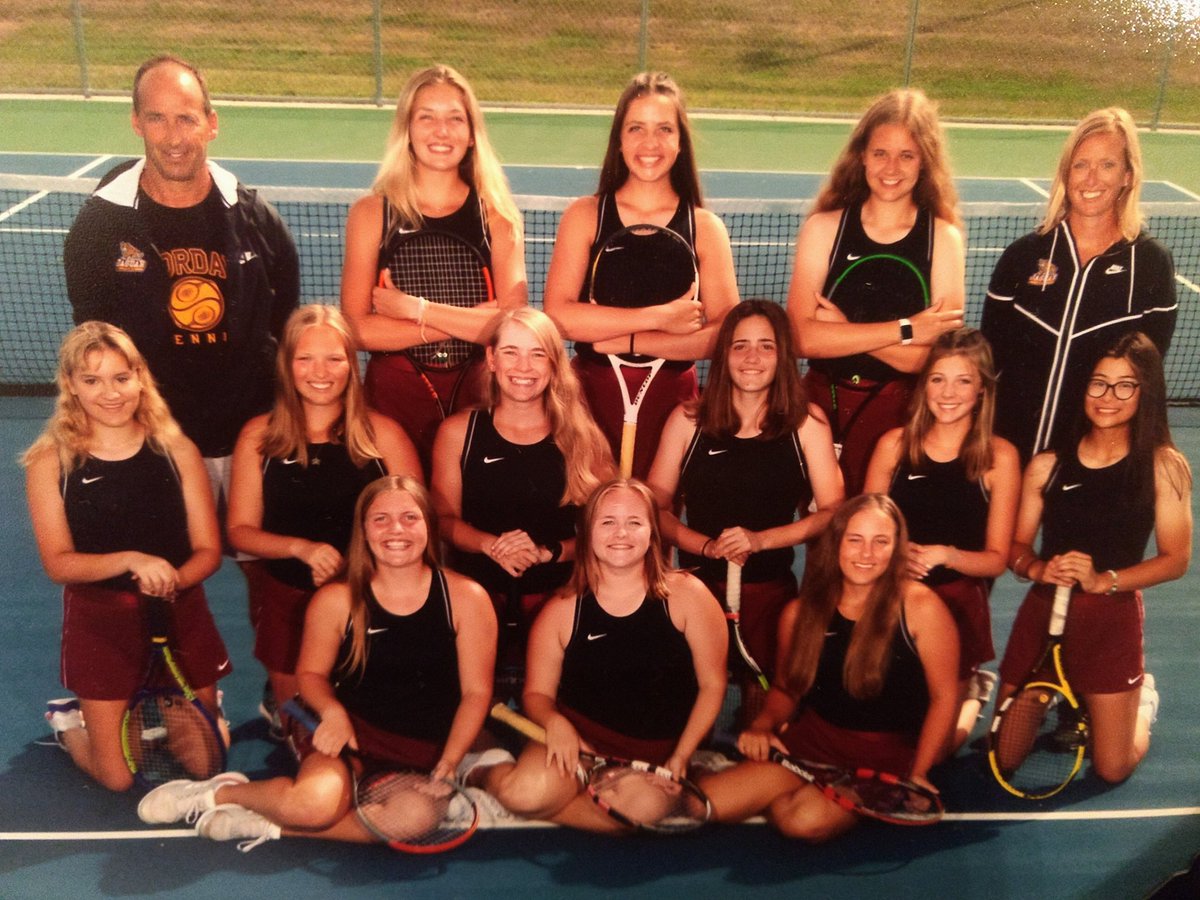 Jags play is picture perfect going 7-0, 7-0 over TCU and Albert Lea!🎾