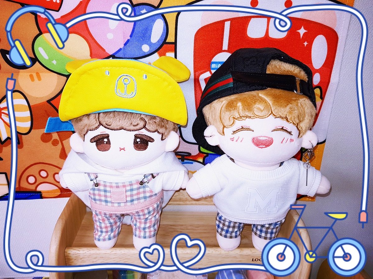 저의 애정템 체크 멜빵바지 
재판 하길래
호다닥 데려왔😘💕💕

현생에 치이는 삶
아가들 옷 입히며 잠깐이나마
미소 지었네요😄😁

👕 M투맨과 후디 <a href="/merry_salonn/">준멍씨의옷_end</a>
👖 체크멜빵 <a href="/the_stitch_room/">더스티치룸</a>

#커피 #달콤이 #체리네솜솜