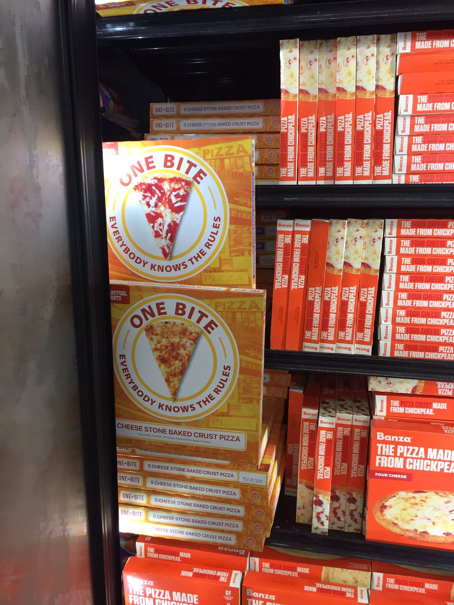 RepTheDj's tweet photo. @stoolpresidente they were all just laying down so I fixed it my self! Pizzas have landed in New Jersey! https://t.co/u9uKx4Xoey