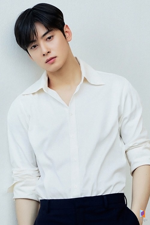 KoreanUpdates's tweet photo. #ASTRO #ChaEunWoo confirmed his appearance on new drama #Island as exorcist priest. This will be his 1st challenge for this genre and character since his debut as an actor.

'Island' scheduled to air 1st half 2022 https://t.co/Nc25YsKFOO #KoreanUpdates VF https://t.co/AfYqq9hd0s