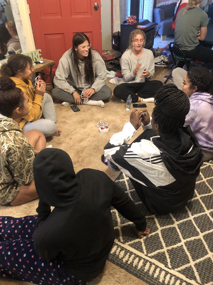 We knew this group was competitive, but…. there was a whole nutha’ level of competitive when the UNO came out 🤣🤣🤣. #TeamDinner #EnchilladasandUNO #Stackem