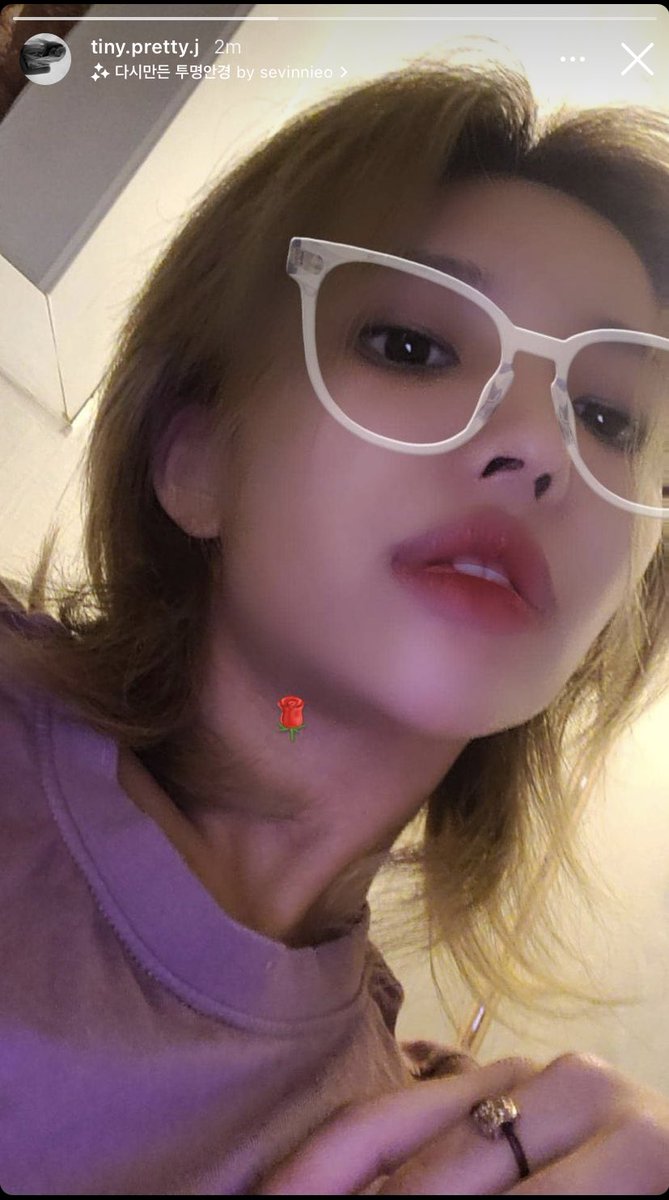 SoyeonBrasil's tweet photo. [FOTO] Atualização da Soyeon nos stories do seu instagram pessoal.

#SOYEON #소연 #GIDLE #여자아이들 @G_I_DLE https://t.co/unOtl51g1c