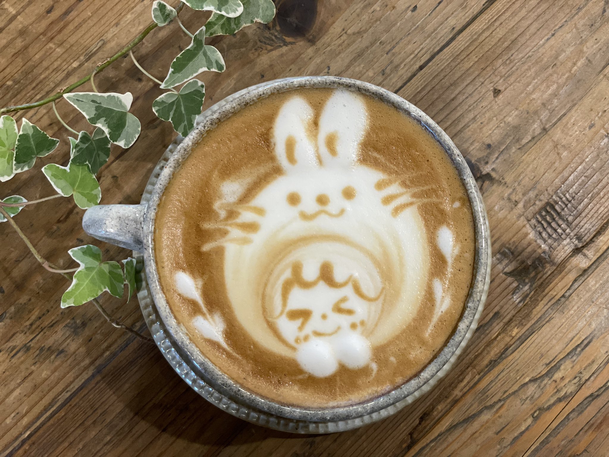 Antiquatreecafe アンティカツリーカフェでゆったりした時間を過ごしませんか 美味しいスイーツと疲れを癒してくれる温かいコーヒーとお洒落な音楽で至福のひと時をご提供します 当日ご予約はこちらから T Co Tmhl3b2tol 大阪グルメ