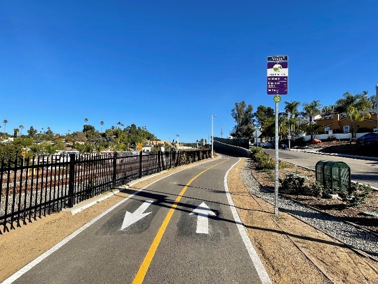 SANDAG's tweet photo. Get ready to ride! Bring your family and friends to our free community bike ride along the Inland Rail Trail at 9:30 a.m. on Sun., 10/3. The #2021RegionalPlan makes projects like these possible. ๐ด
Visit ๐ https://t.co/HsnLkbMWT7
#GObyBIKEsd #iCommuteSD @sdbikecoalition https://t.co/CVGSyFF2JY